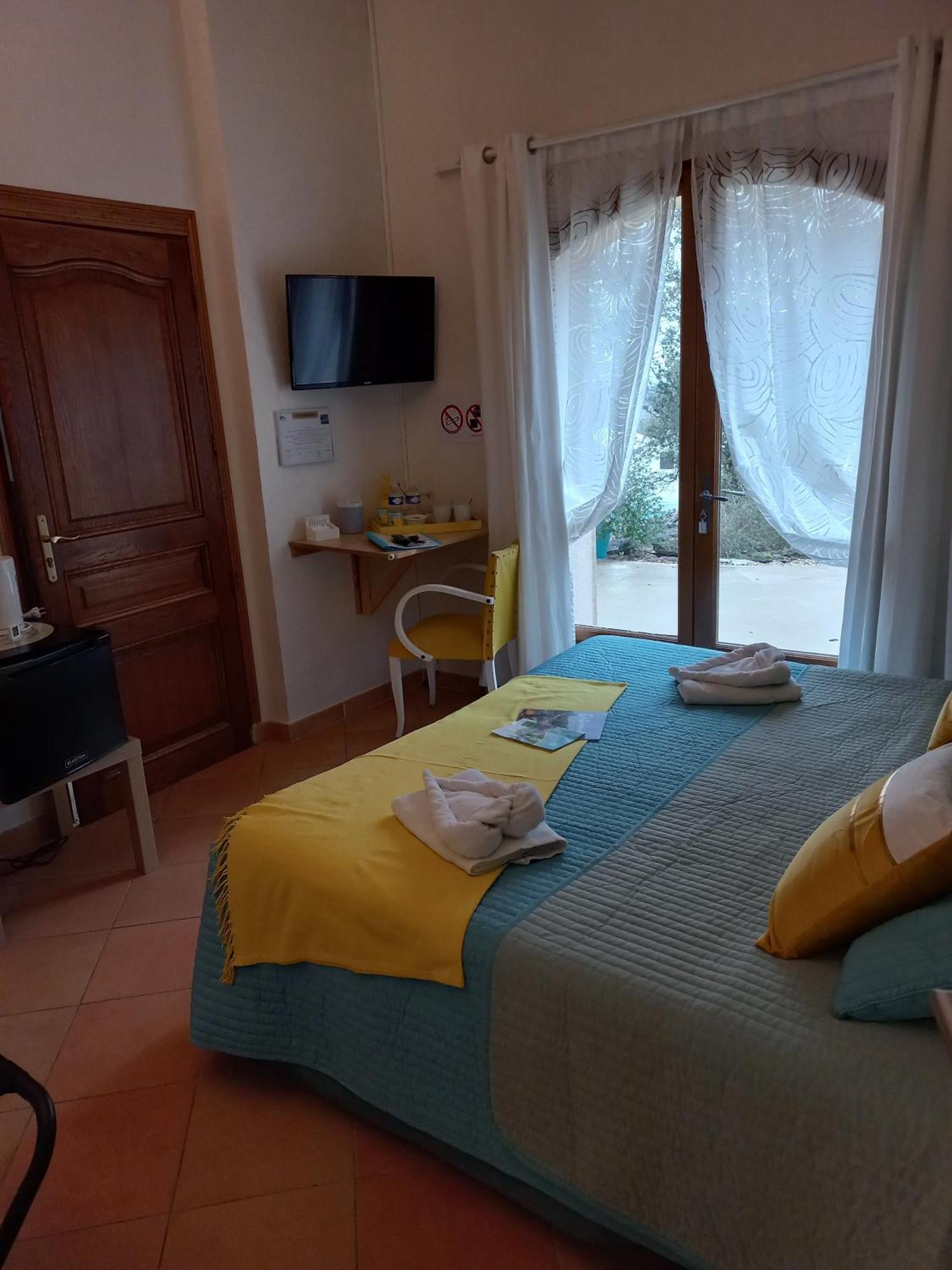 Villa Asunda B&B Spa & Sauna, Chambres D'Hotes Saint-Maximin Dış mekan fotoğraf